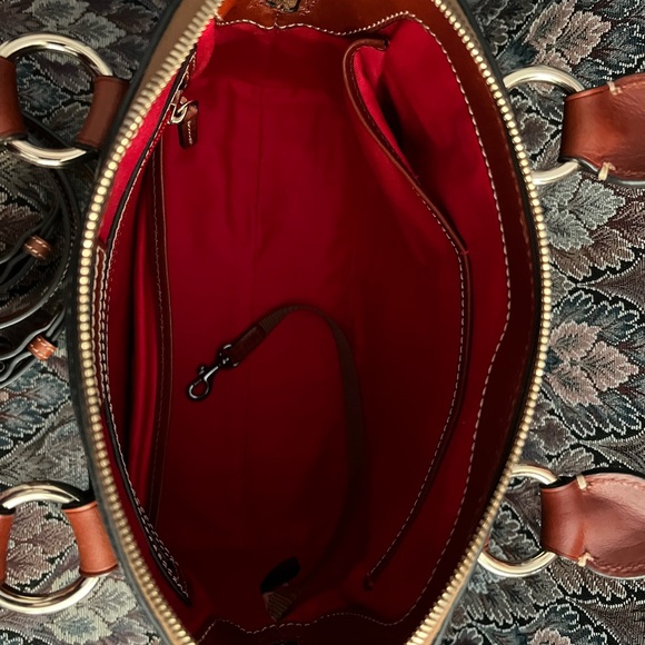 💚Dooney & Bourke Pebble Cameron - Picture 4 of 4